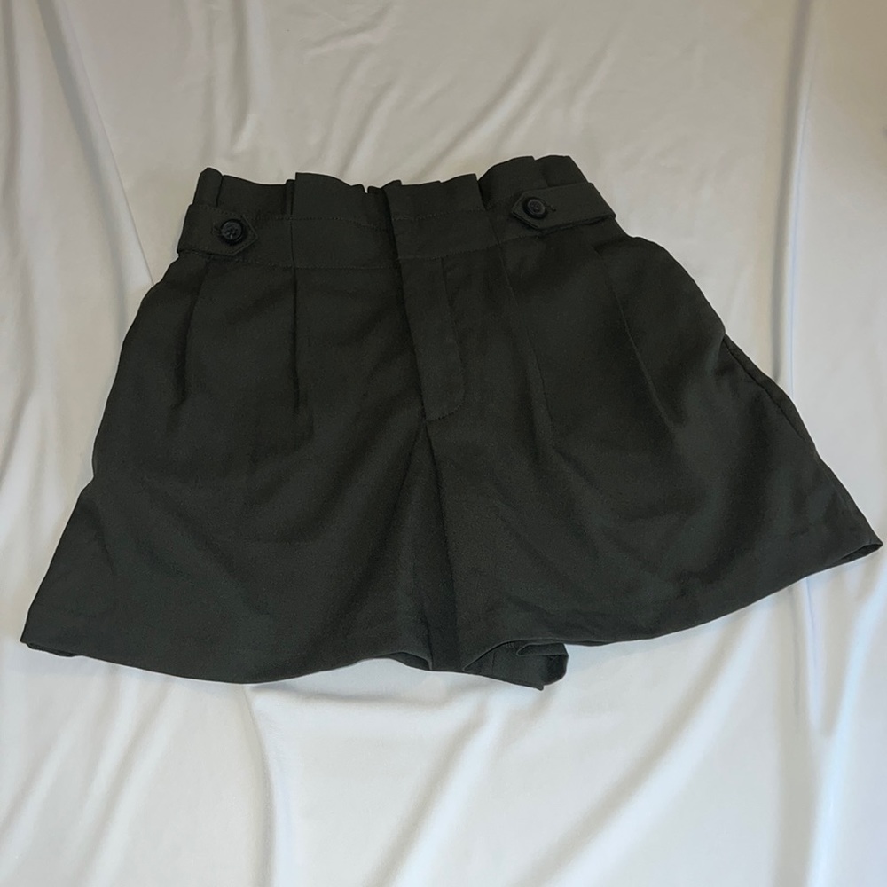 NWOT - Womens High Waist Shorts